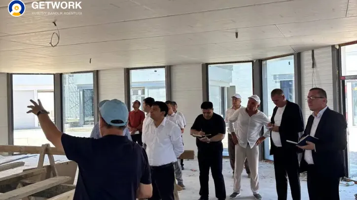 Kasbiy ta’lim agentligi rahbariyati Xorazmdagi texnikumlar va “Getwork” hamkorligidagi loyihalar bilan tanishdi